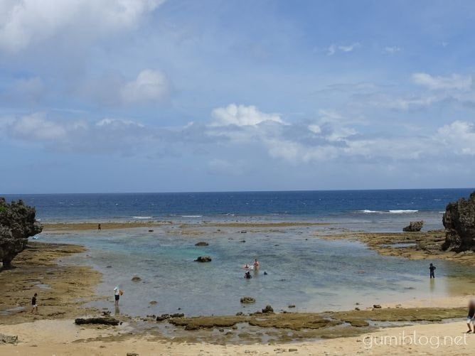 古宇利島のトケイ浜のアウトリーフは潮の流れに注意