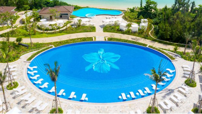 沖縄3月のおすすめホテル3選！海だけでなく「プールに入れるホテル」
